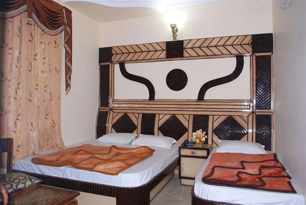 Hotel Western King Дели