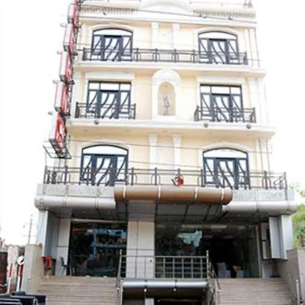 Hotel Western King Дели 2*,  Индия
