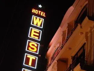 Hotel Western King Дели