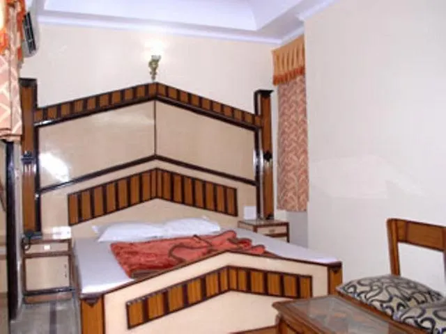 Hotel Western King Дели
