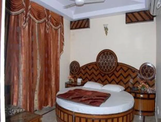 Hotel Western King Дели 2*,  Индия