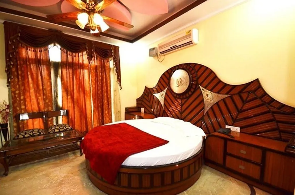 Hotel Western King Дели